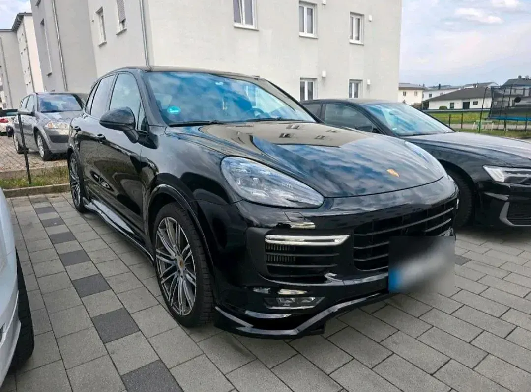 Używany Porsche Cayenne 440 KM (323 kW) 2015 Czarny SUV