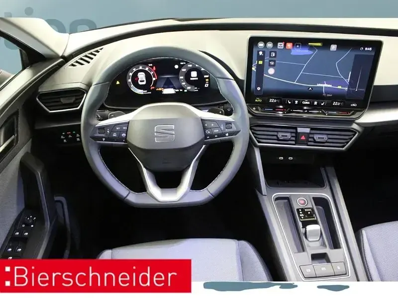 Używany Seat Leon 116 KM (85 kW) 2026 Niebieski Hatchback