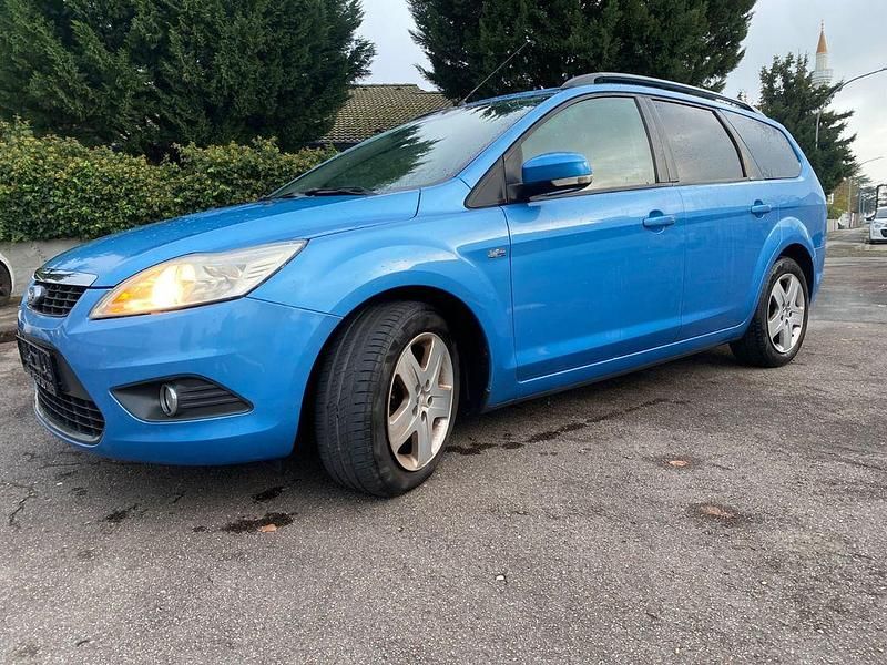 Blau Gebraucht 2008 Ford Focus Style Limousine | 2.650 € (Fairer Preis) - Bild 1/4