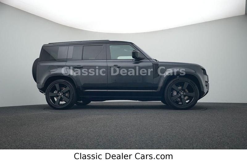 Neu Land Rover Defender Dynamic 300 PS (220 kW) 2025 Grau SUV