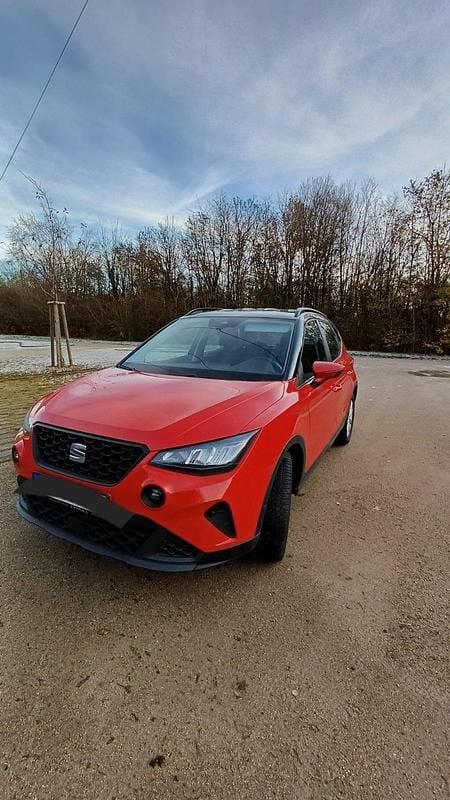 Rot Gebraucht 2022 Seat Arona Style SUV | 15.400 € (Guter Preis) - Bild 1/4