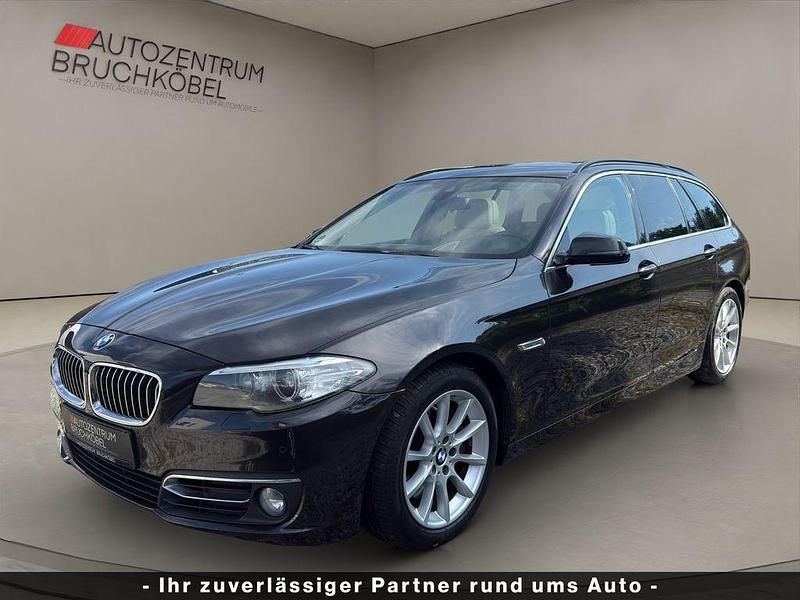 Jatoba metallic Gebraucht 2014 BMW 525 Luxury Line Kombi | 13.490 € - Bild 1/4