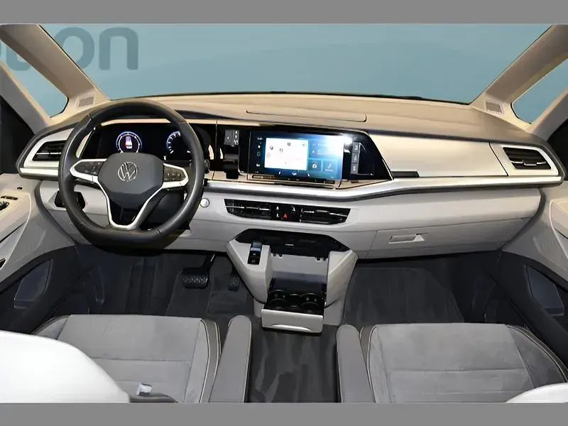 Gebraucht VW Multivan 150 PS (110 kW) 2025 Grau Van / Kleinbus