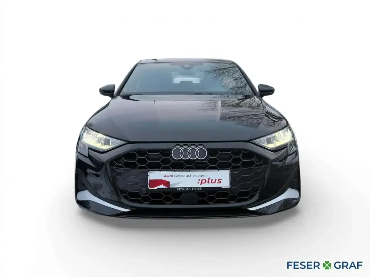 Gebraucht Audi A3 Ambiente 150 PS (110 kW) 2025 Mythosschwarz metallic Limousine
