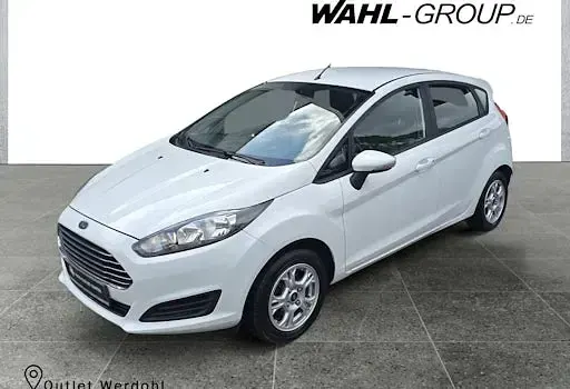 Second-hand Ford Fiesta Trend 82 CP (60 kW) 2015 Hatchback