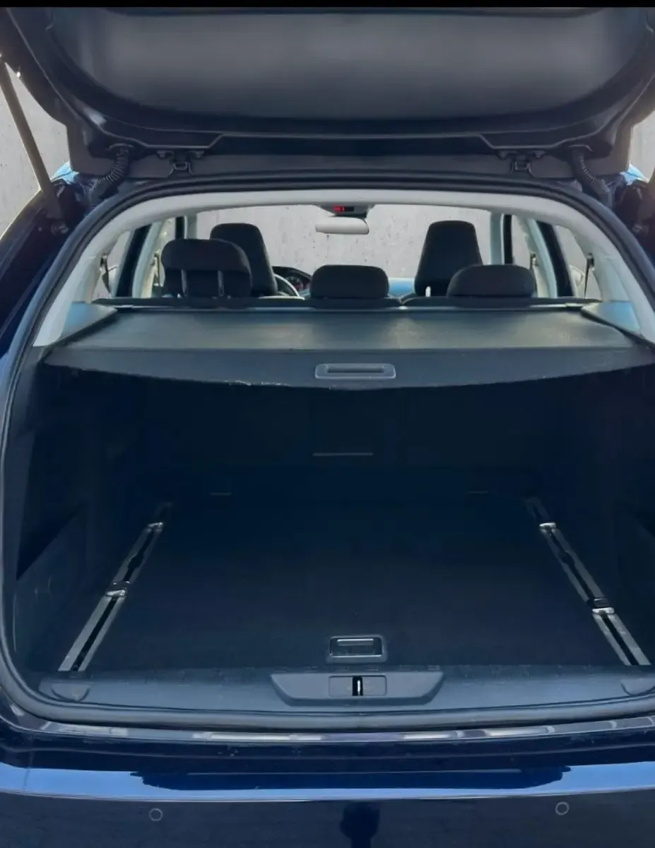 Gebraucht Peugeot 308 150 PS (110 kW) 2016 Blau Kombi