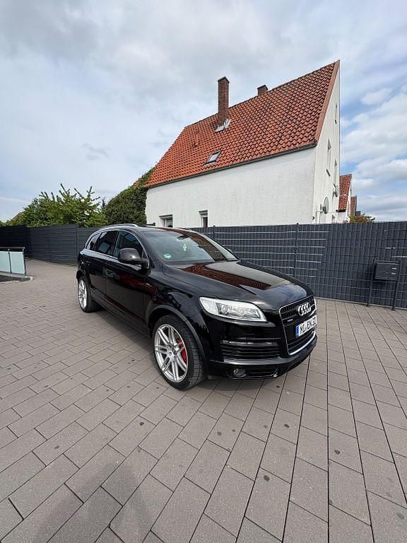 Schwarz Gebraucht 2008 Audi Q7 Ambiente SUV | 7.949 € (Superpreis) - Bild 1/4