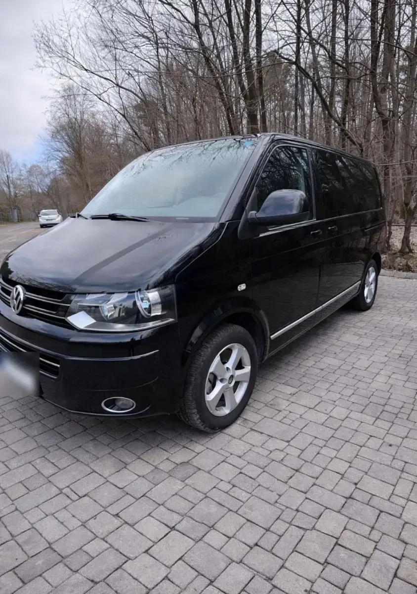 Gebraucht VW Multivan Highline 179 PS (131 kW) 2010 Schwarz Van / Kleinbus