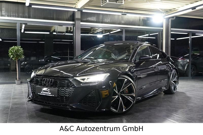 Gebraucht Audi RS7 Sportback Ambiente 600 PS (441 kW) 2020 Pantherschwarz kristalleffekt Kleinwagen