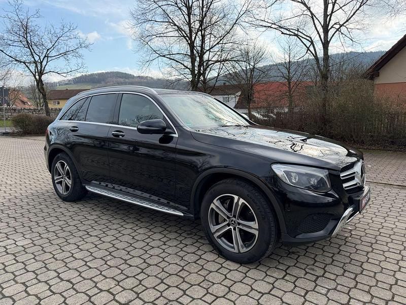 Gebraucht Mercedes GLC350 258 PS (189 kW) 2017 Schwarz SUV