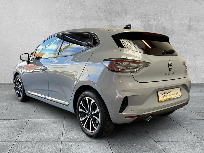 Gebraucht Renault Clio V Techno 90 PS (66 kW) 2024 Grau Limousine