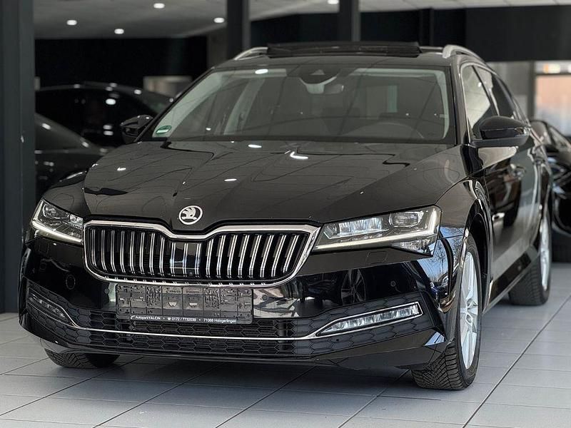 Gebraucht Skoda Superb 200 PS (147 kW) 2022 Schwarz Limousine