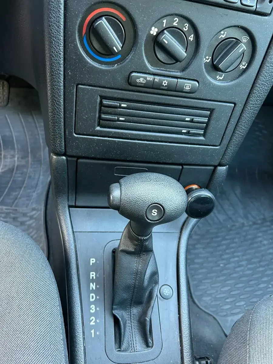 Gebraucht Opel Astra 84 PS (61 kW) 2002 Blau Kombi
