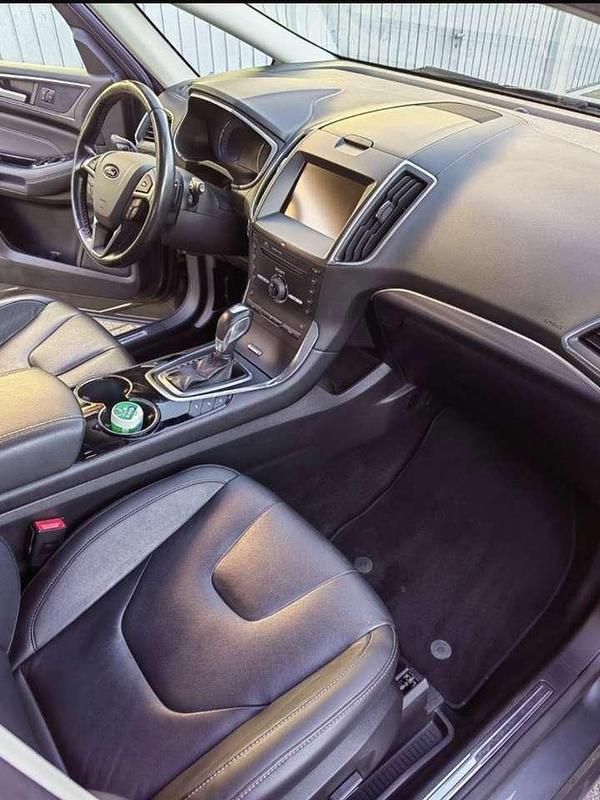 Gebraucht Ford S-MAX Titanium 179 PS (131 kW) 2016 Grau Van / Kleinbus