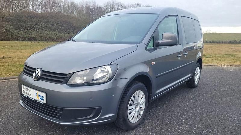 Grau Gebraucht 2014 VW Caddy Trendline Van / Kleinbus | 11.800 € (Teuer) - Bild 1/4