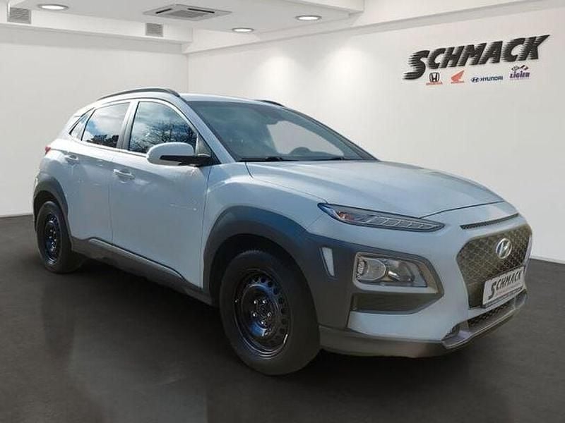 Gebraucht Hyundai Kona Style 120 PS (88 kW) 2018 Weiß SUV