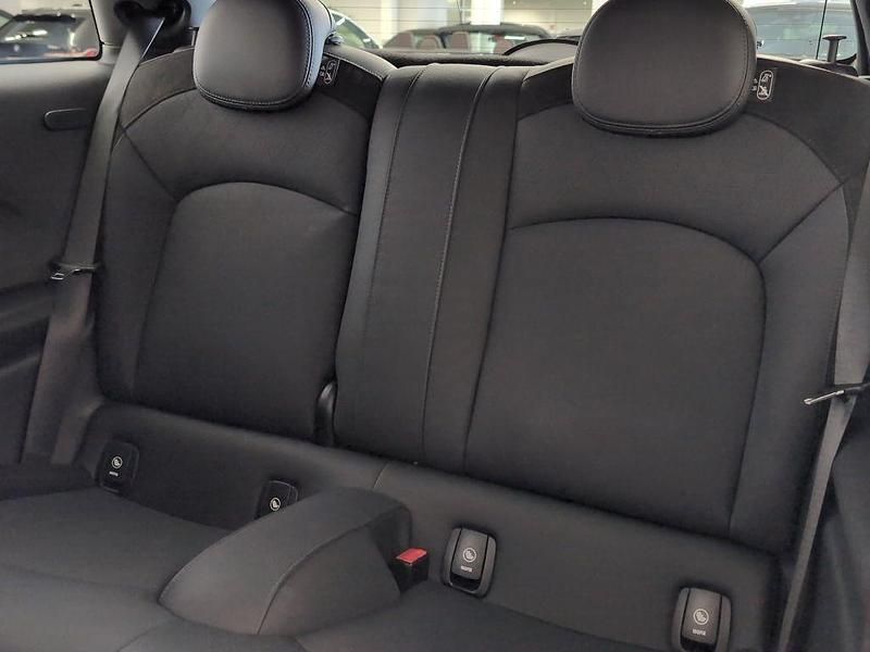 Gebraucht Mini Cooper S 192 PS (141 kW) 2021 Solaris orange metallic Kleinwagen