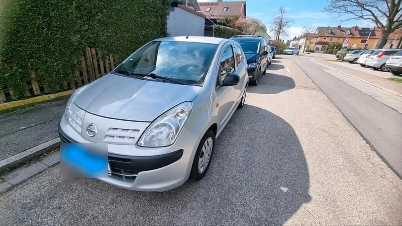 Gebraucht Nissan Pixo 68 PS (50 kW) 2008 Silber Kleinwagen