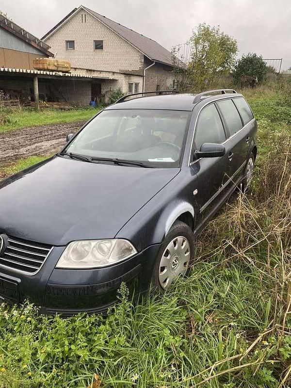 Second-hand VW Passat 87 CP (63 kW) 2000 Berlinǎ