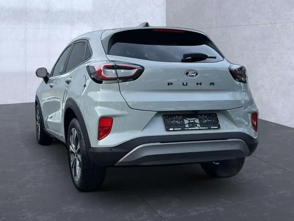 Neu Ford Puma Titanium 125 PS (91 kW) 2025 Grau SUV