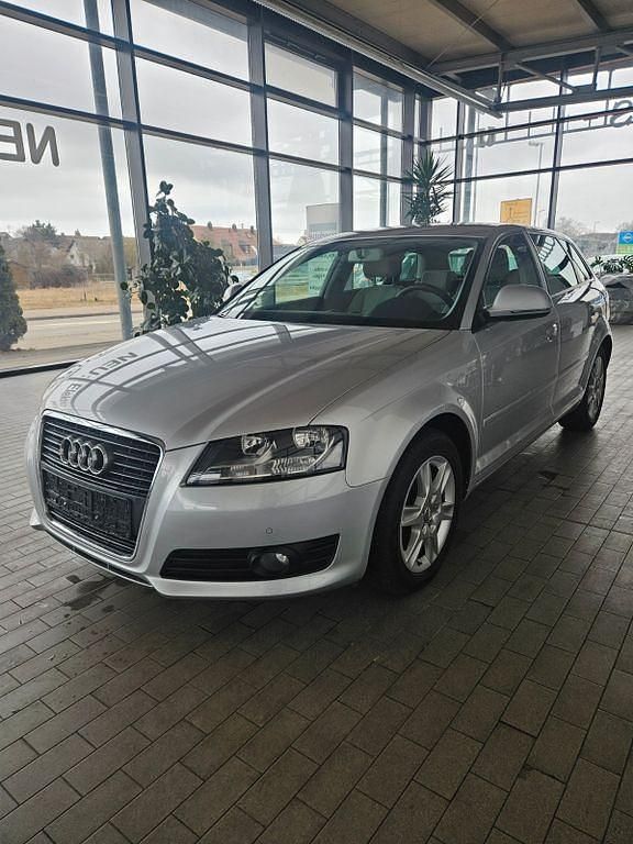 Gebraucht Audi A3 Attraction 102 PS (75 kW) 2009 Grau Kleinwagen