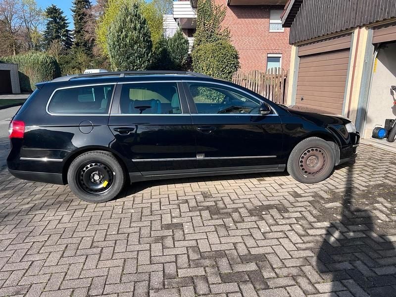 Gebraucht VW Passat 140 PS (102 kW) 2008 Schwarz Kombi