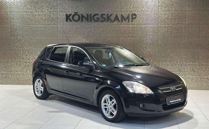 Schwarz Gebraucht 2007 Kia Ceed Kleinwagen | 2.490 € (Fairer Preis) - Bild 1/4
