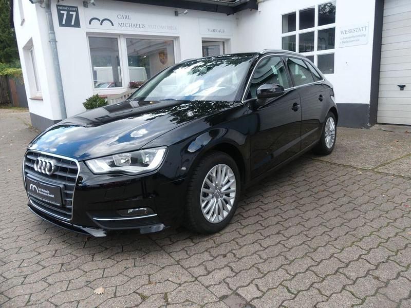 Schwarz Gebraucht 2015 Audi A3 Ambiente Limousine | 12.990 € (Fairer Preis) - Bild 1/4