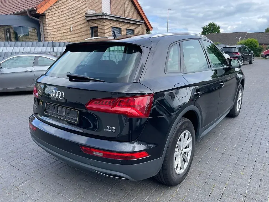 Gebraucht Audi Q5 190 PS (139 kW) 2018 Schwarz SUV
