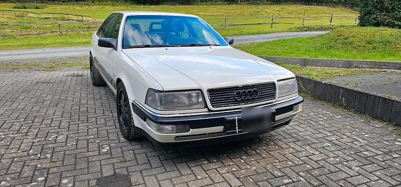 Weiß Gebraucht 2025 Audi V8 Limousine | 9.500 € - Bild 1/4