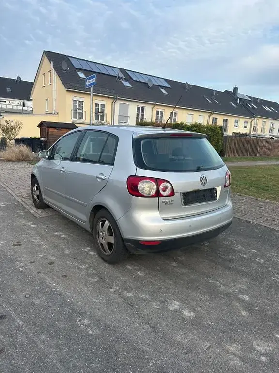 Gebraucht VW Golf Plus Cross Comfortline 116 PS (85 kW) 2007 Silber Van / Kleinbus