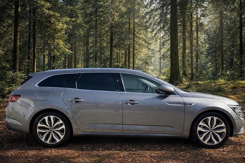 Gebraucht Renault Talisman Initiale Paris 200 PS (147 kW) 2016 Grau Kombi