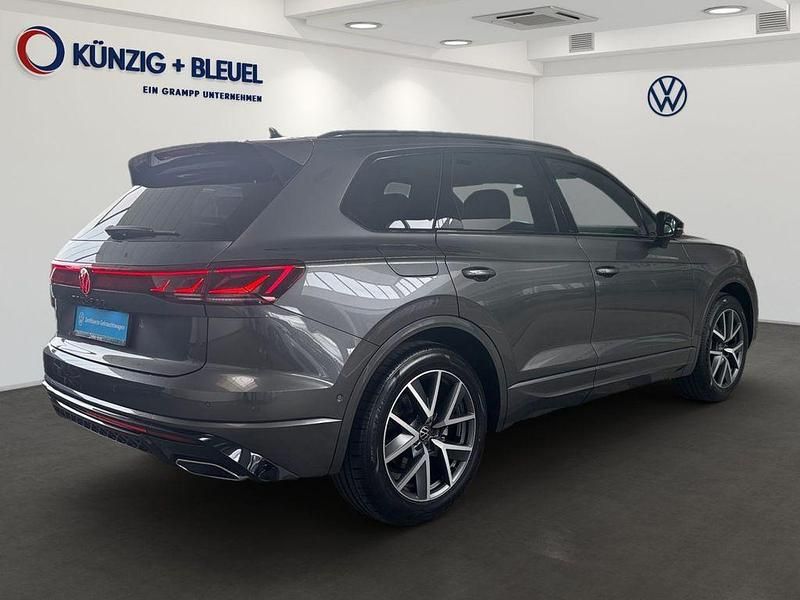 Neu VW Touareg Edition 286 PS (210 kW) 2026 Grau SUV
