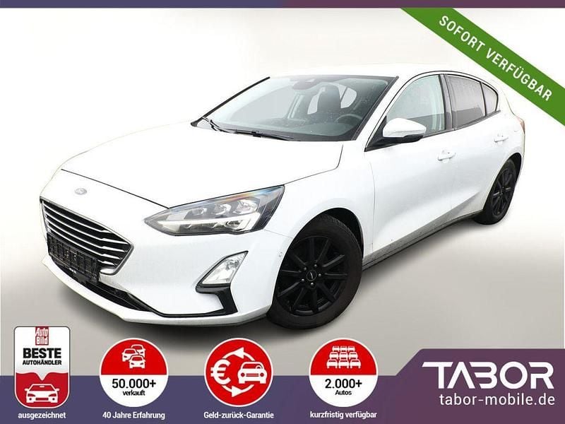 Weiss Gebraucht 2019 Ford Focus Titanium Limousine | 17.588 € (Fairer Preis) - Bild 1/4