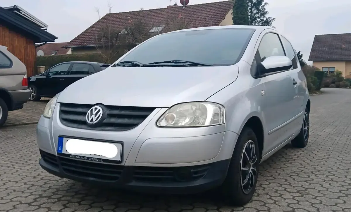 Brugt VW Fox Refresh 55 HK (40 kW) 2009 Sølv Hatchback