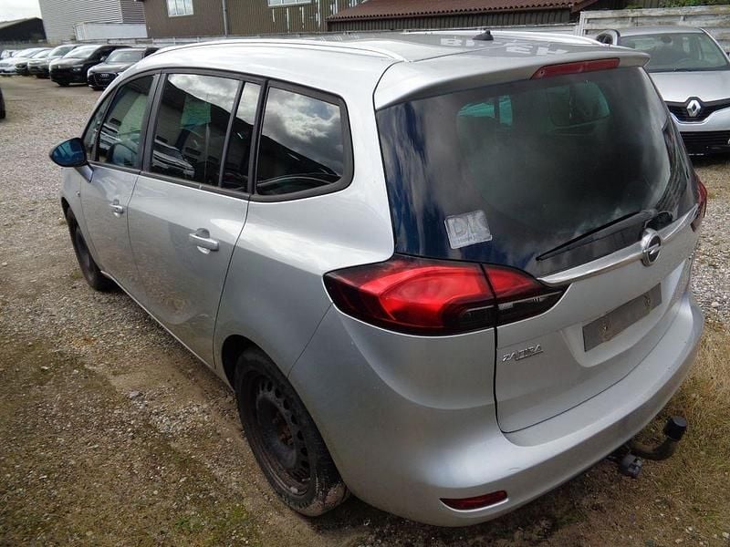 Gebraucht Opel Zafira Tourer Edition 136 PS (100 kW) 2014 Silber Van / Kleinbus