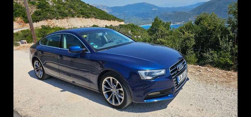 Blau Gebraucht 2016 Audi A5 Sportback Limousine | 22.000 € (Fairer Preis) - Bild 1/4