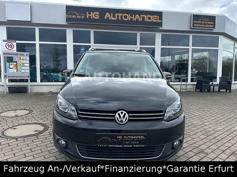 Gebraucht VW Touran Cup 140 PS (102 kW) 2015 Schwarz Van / Kleinbus