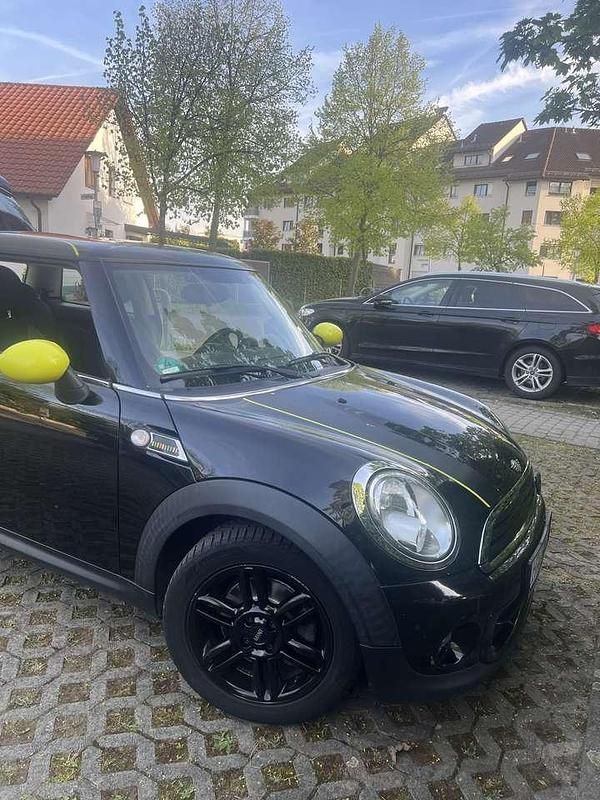 Second-hand Mini ONE 75 CP (55 kW) 2014 Negru Hatchback