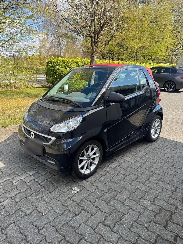 Gebraucht Smart ForTwo Cabrio 75 PS (55 kW) 2013 Schwarz Cabrio