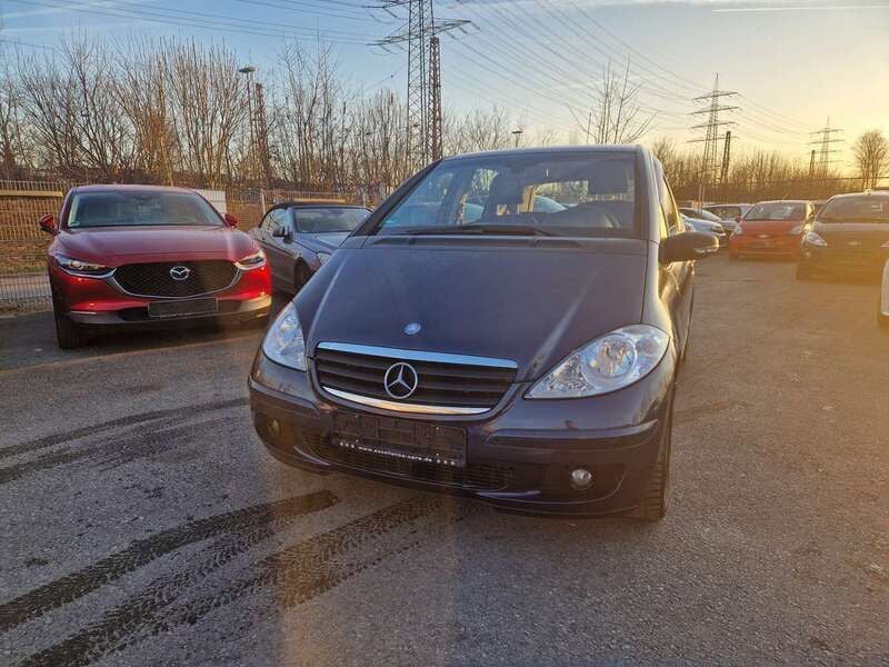 Blau Gebraucht 2005 Mercedes A150 Kleinwagen | 3.590 € (Fairer Preis) - Bild 1/4