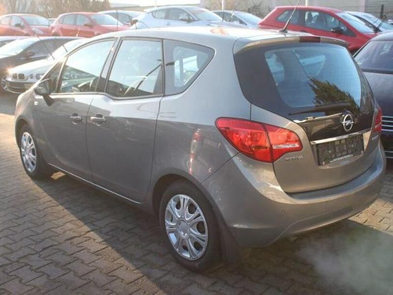 Gebraucht Opel Meriva Edition 120 PS (88 kW) 2015 Braun Van / Kleinbus