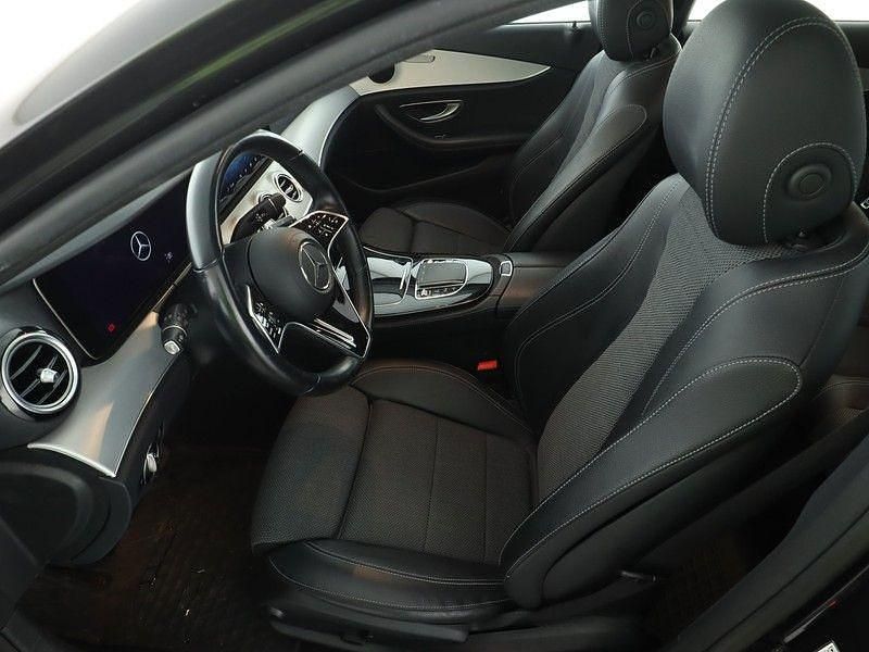 Gebraucht Mercedes E220 Avantgarde 200 PS (147 kW) 2022 Metalliclack graphitgrau (metallic) Kombi