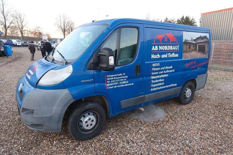 Blau Gebraucht 2006 Peugeot Boxer Van | 1.350 € (Guter Preis) - Bild 1/4