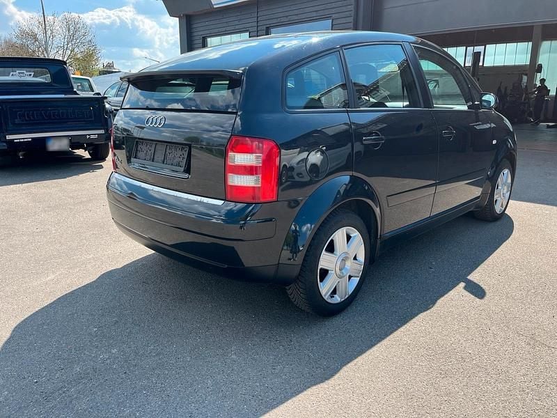 Usata Audi A2 75 CV (55 kW) 2004 Nero Utilitaria