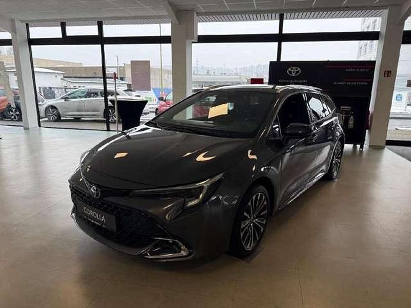 Gebraucht Toyota Corolla Hybrid Team 196 PS (144 kW) 2025 Grau Kombi