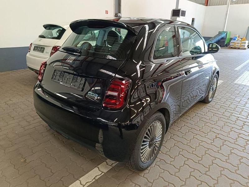 Gebraucht Fiat 500e Icon 69 kW (95 PS) 2023 Schwarz Limousine
