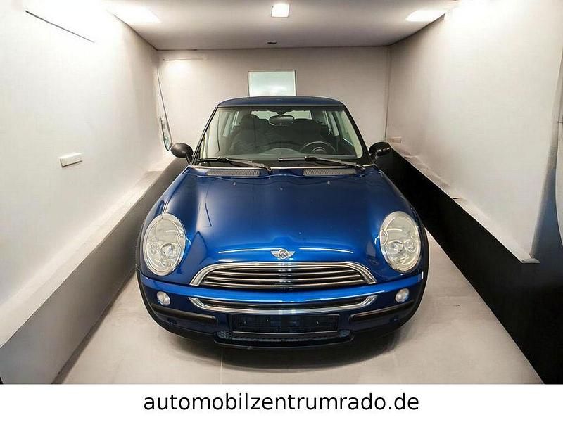 Second-hand Mini Cooper 90 CP (66 kW) 2003 Albastru Hatchback
