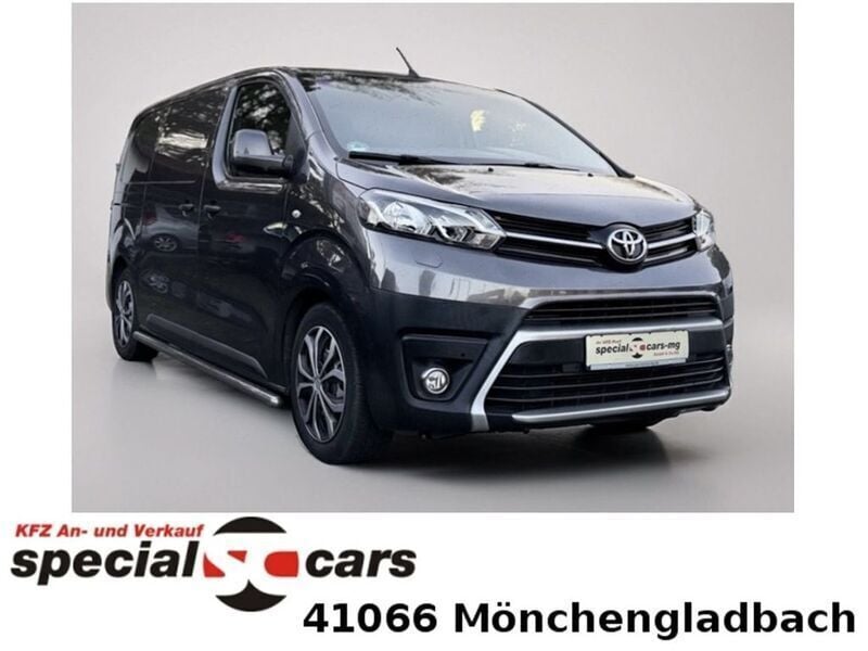 Dark grey Gebraucht 2017 Toyota Proace Van | 16.490 € - Bild 1/4