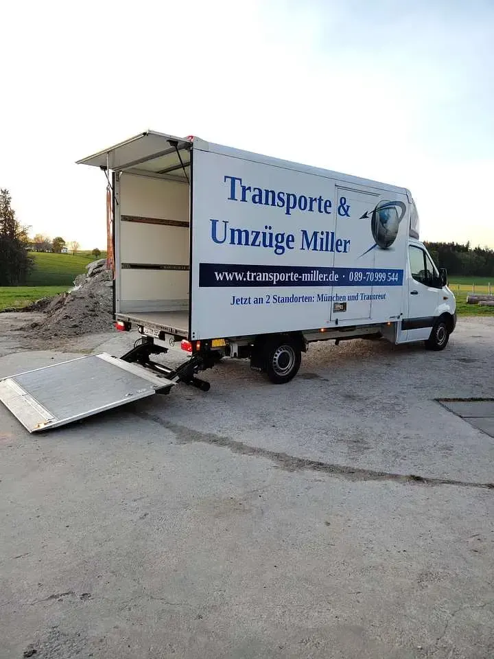 Gebraucht Mercedes Sprinter 170 PS (125 kW) 2023 Van